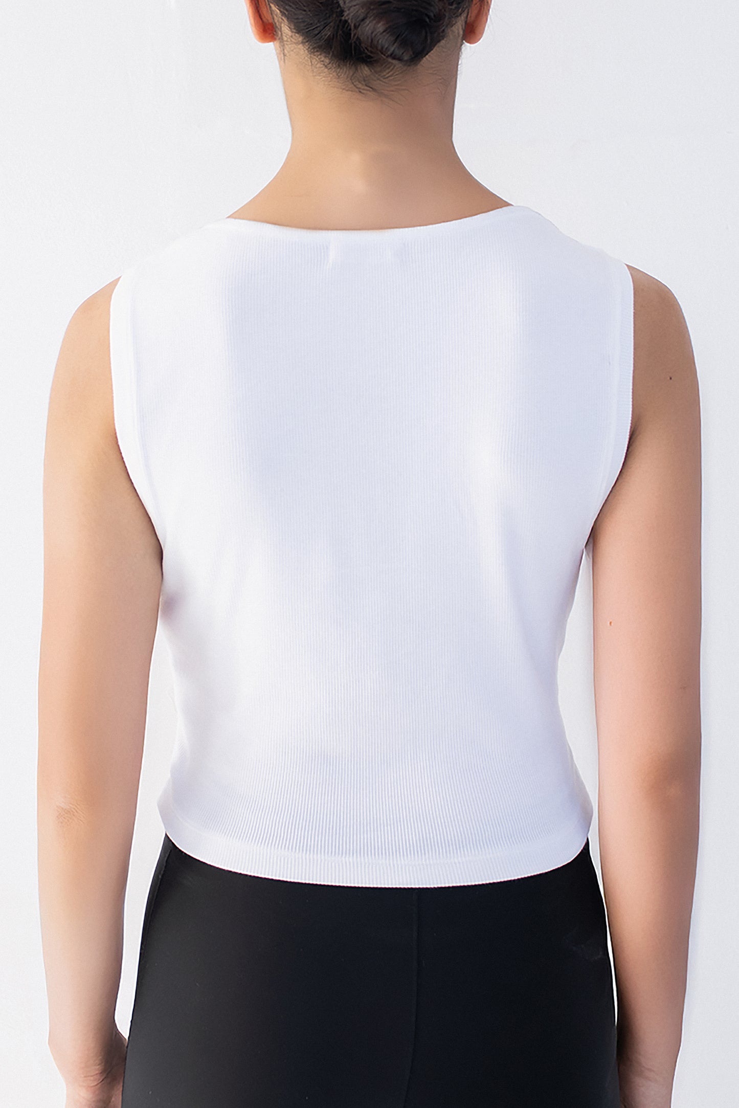 WHITE TANK TOP BUTTONS