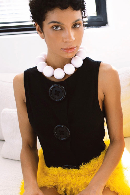BLACK TANK TOP BUTTONS